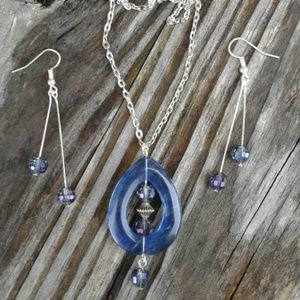 Necklace and earring set