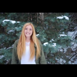 Meet your Posher, Hailey