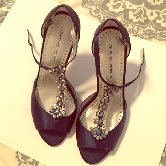 Stunning AV heel with jewels