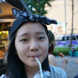 Meet your Posher, Lee