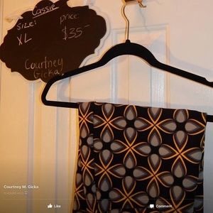 LuLaRoe XL Cassie pencil skirt