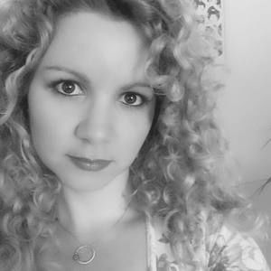 Meet your Posher, Elvira