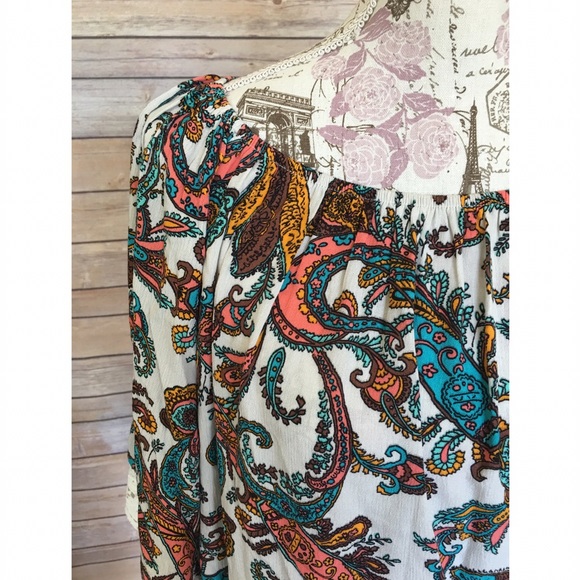 Boho Blouse w/ Lace - Picture 3 of 4