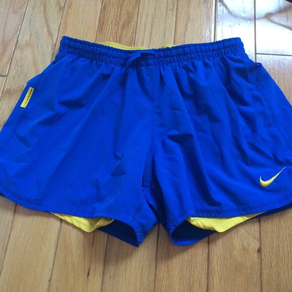 Nike Pants - Nike athletic shorts
