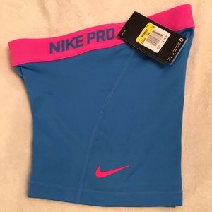 NWT Nike PRO 3" compression shorts SMALL