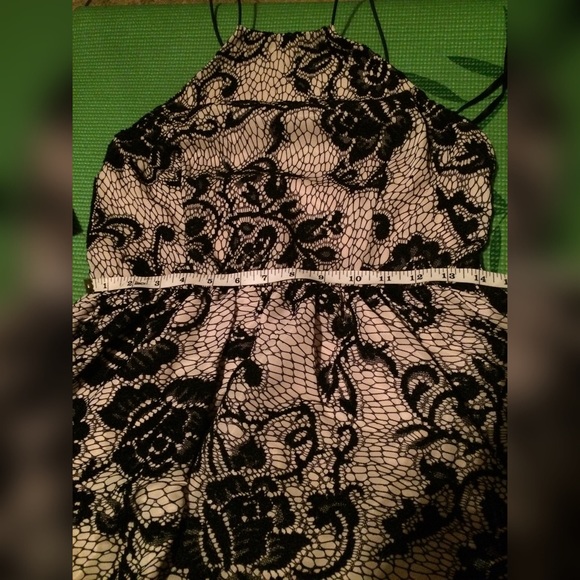 ❤️Square Neck Halter Dress❤️FINAL PRICE❤️ - Picture 4 of 4