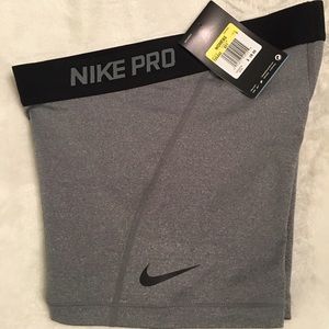 NWT Nike PRO 3" compression shorts SMALL