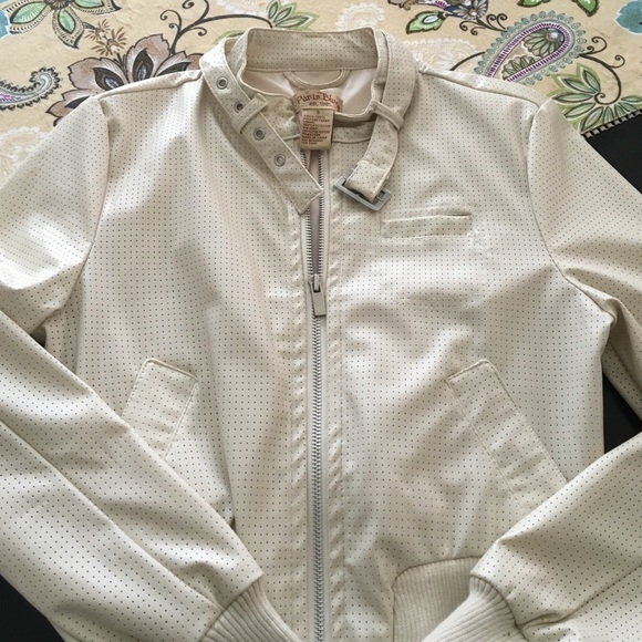 🎉3/$15!🎉 Faux leather cycle jacket (vegan) - Picture 3 of 4