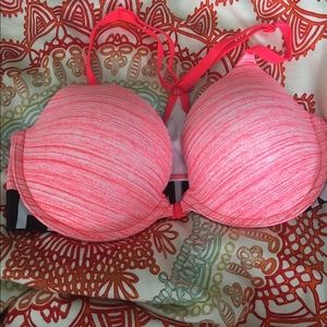 NWOT PINK VS BRA