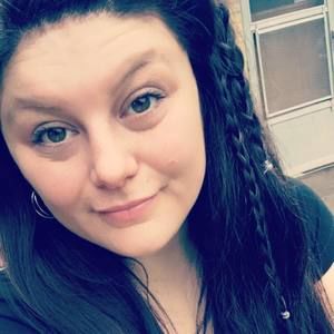 Meet your Posher, Alisha