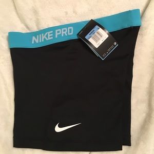 NWT Nike PRO 3" compression shorts MEDIUM