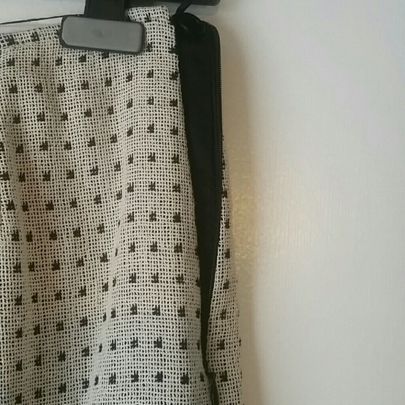 Outfit - Picture 4 of 4