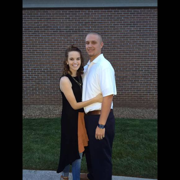 Meet your Posher, Elissa