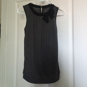 Loft petite like new top
