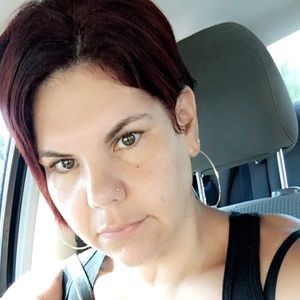 Meet your Posher, Ivette