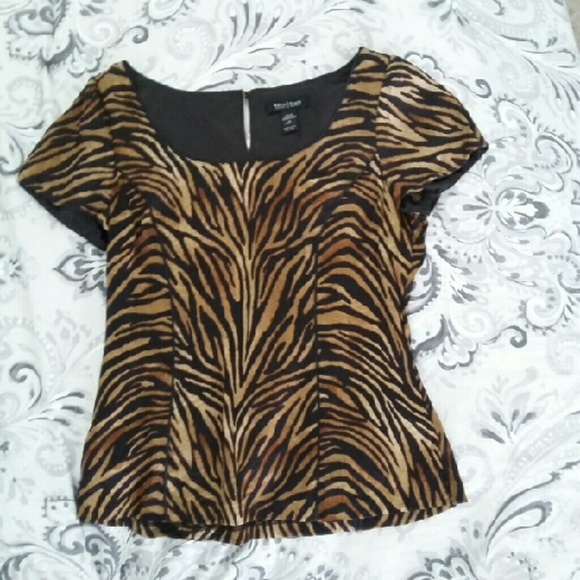 WHBM top
