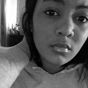 Meet your Posher, Arielle