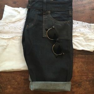 Guess Premuim cutoffs with leather pockets