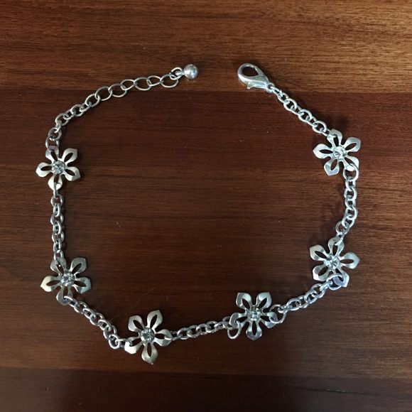 bracelet or ankle bracelet