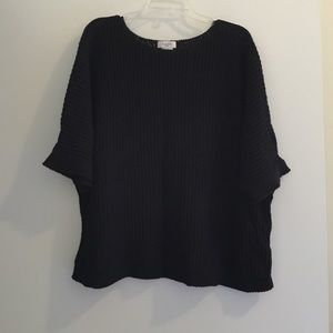 Short-sleeve Black Sweater