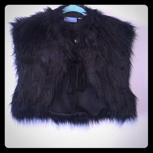 Simply Vera- Vera Wang Faux-Fur Black Shrug