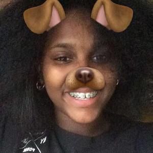 Meet your Posher, Keisha