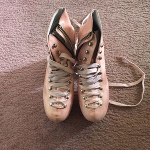 Size 9 Mermaid Unif Hellbounds (NEVER WORN)