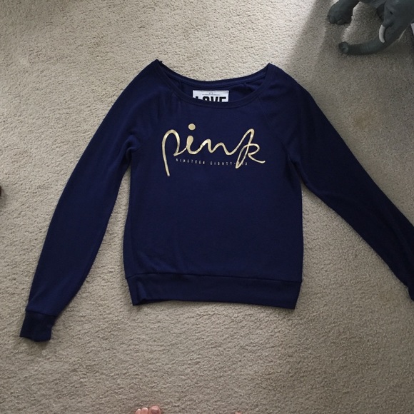 Lose fitting Victoria's Secret long sleeve