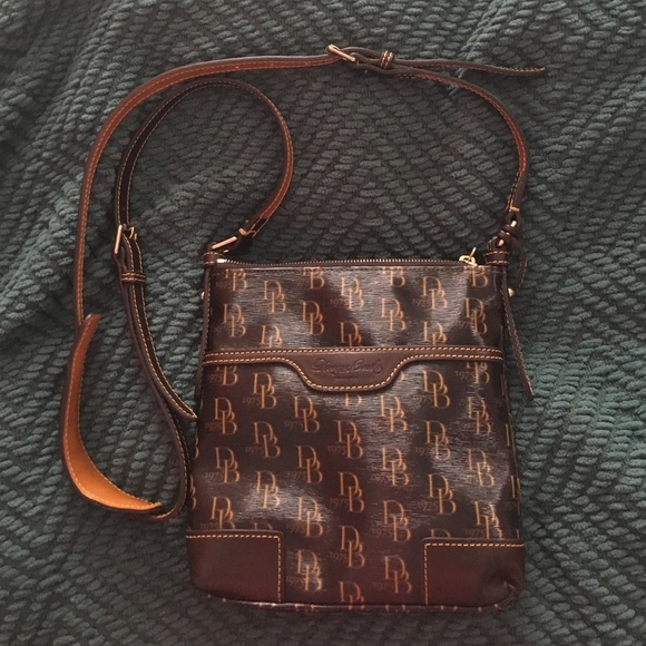 Brand New Dooney & Bourke crossbody bag!
