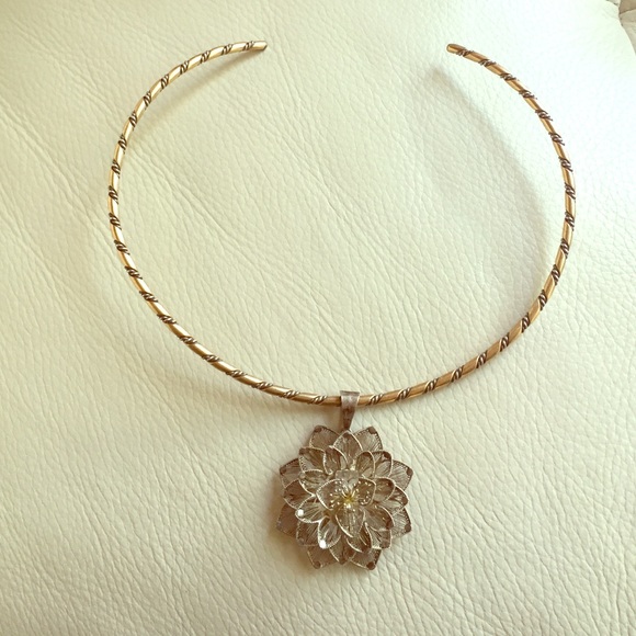 OOAK Vintage flower pendant with G&S collar