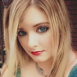 Meet your Posher, Andi