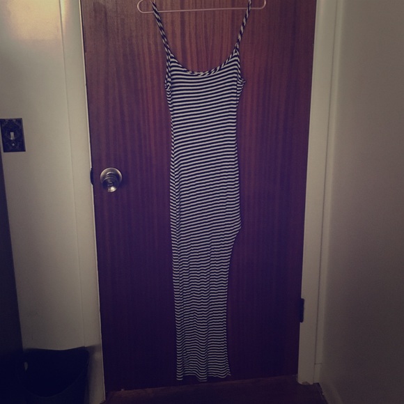 Striped maxi dress with slit