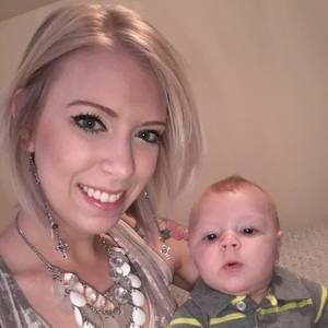 Meet your Posher, Leslie