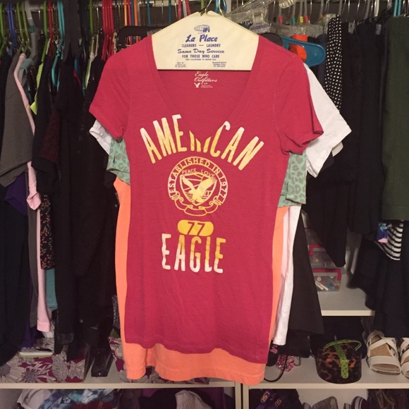 American Eagle V-Neck Tee