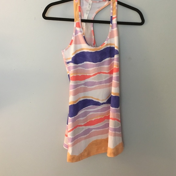 authentic lululemon tank sz 8 NWOT