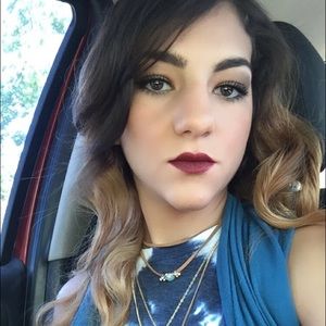 Meet your Posher, Mariella