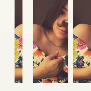 Meet your Posher, Stephany