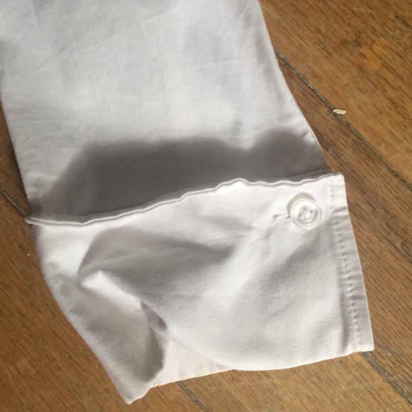 Simple white blouse for work! - Picture 3 of 3