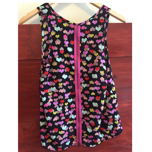 Multicolored Heart Print Swing Tank Top - Picture 2 of 4