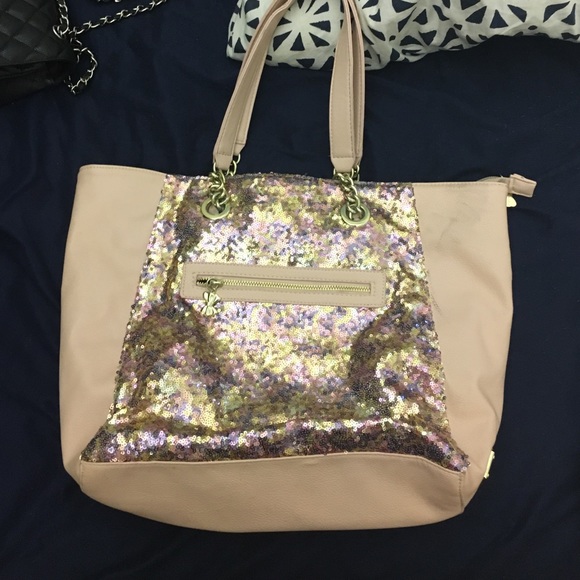 Betsey johnson bag