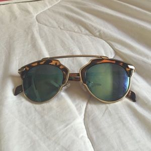 Urban Outfitters sunglasses