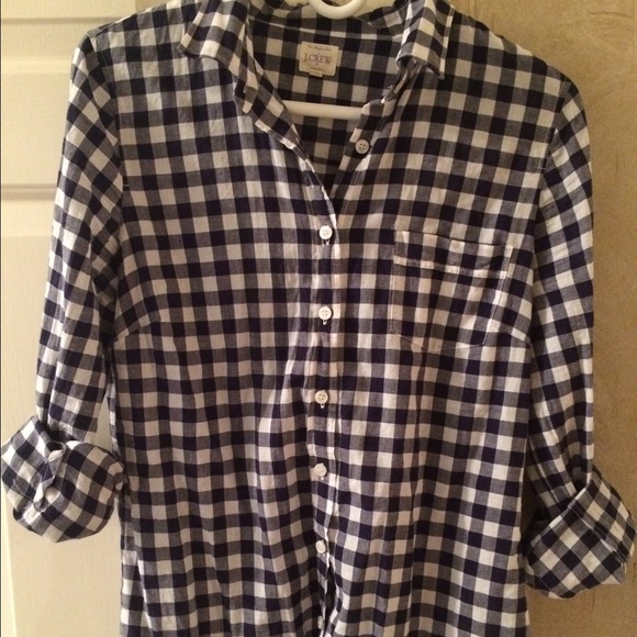 Gingham button down - navy and white
