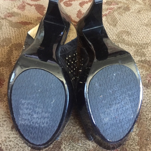 Black Michael Kors open toe - Picture 3 of 4