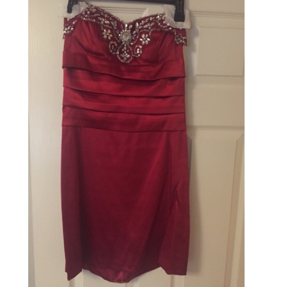 Red B Darlin Homecoming Dress