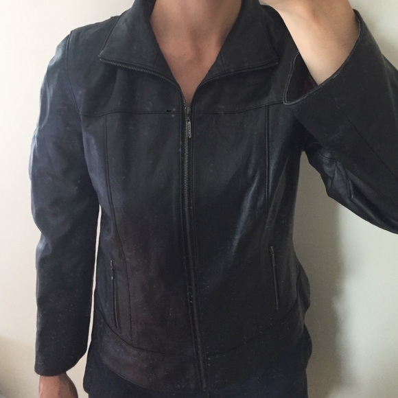 DONATED - Picture 4 of 4