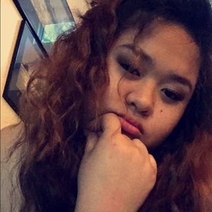 Meet your Posher, Riri