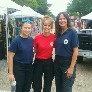 Meet your Posher, Lorie