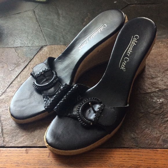 Cold water creek wedges