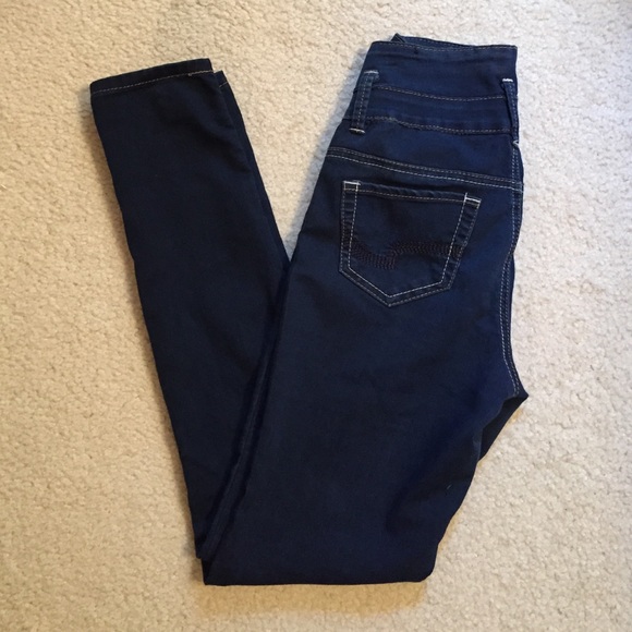 High waisted jeans!!