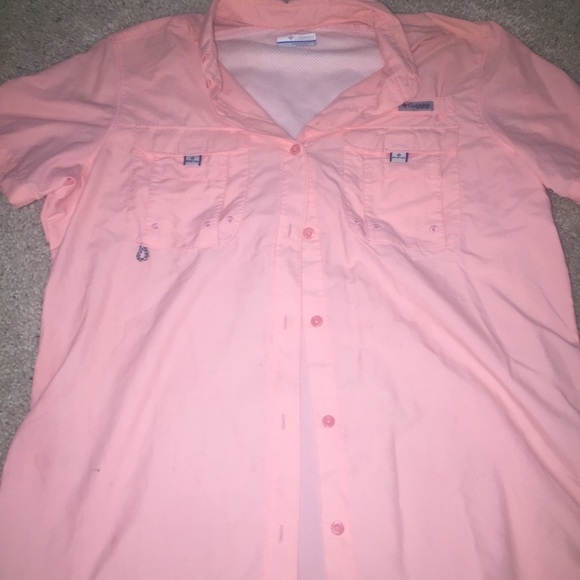Women's Columbia pastel pink fishing shirt